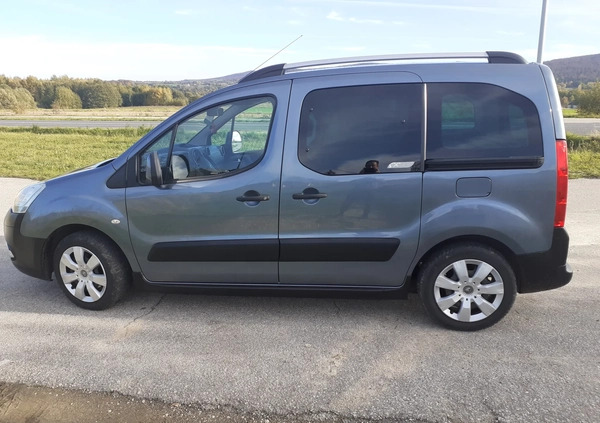 Citroen Berlingo cena 26900 przebieg: 221000, rok produkcji 2010 z Brzozów małe 46